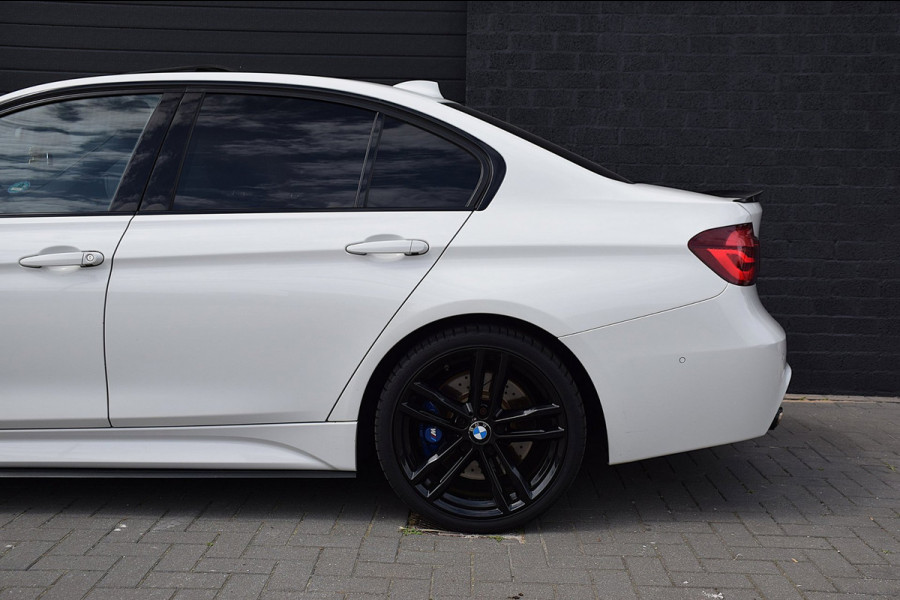 BMW 3-serie 320i Edition M Sport Shadow Executive*Dak*Leder*Clima*Sterrenhemel*