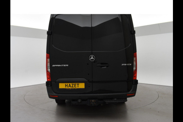Mercedes-Benz Sprinter 319 3.0 CDI V6 190 PK L2H1 + LUCHTVERING | LED | ELEKTTR. SCHUIFDEUR | 360 CAMERA | 3500 KG TREKHAAK