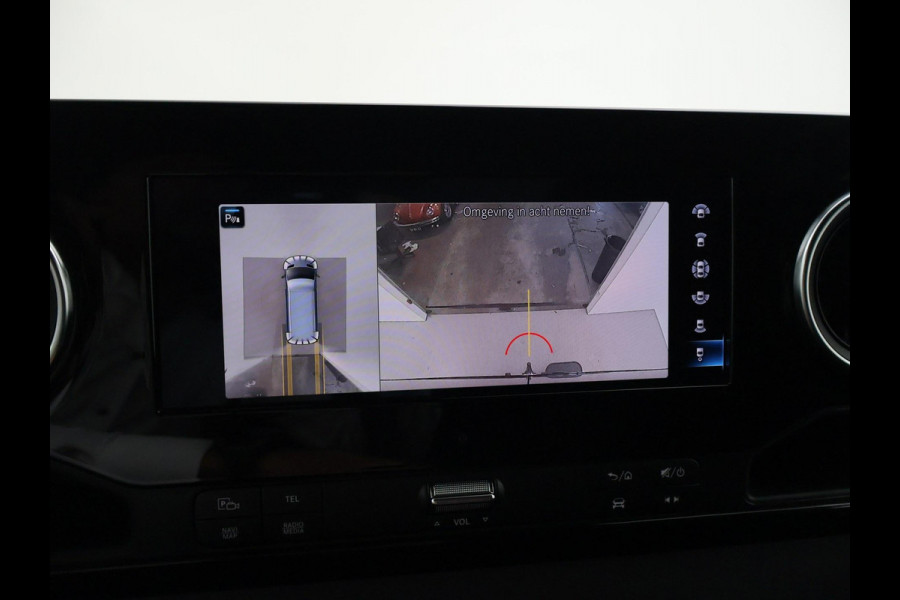 Mercedes-Benz Sprinter 319 3.0 CDI V6 190 PK L2H1 + LUCHTVERING | LED | ELEKTTR. SCHUIFDEUR | 360 CAMERA | 3500 KG TREKHAAK