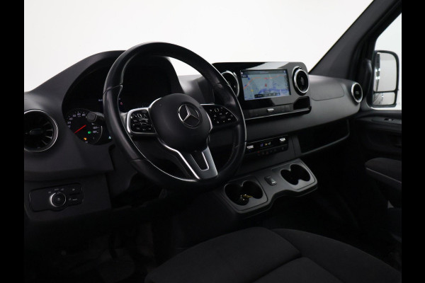 Mercedes-Benz Sprinter 319 3.0 CDI V6 190 PK L2H1 + LUCHTVERING | LED | ELEKTTR. SCHUIFDEUR | 360 CAMERA | 3500 KG TREKHAAK
