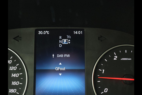 Mercedes-Benz Sprinter 319 3.0 CDI V6 190 PK L2H1 + LUCHTVERING | LED | ELEKTTR. SCHUIFDEUR | 360 CAMERA | 3500 KG TREKHAAK