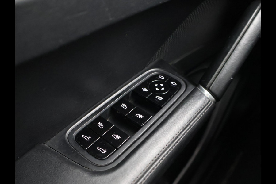 Porsche Cayenne 3.0 V6 340 PK + 360 CAMERA | PANORAMA | BOSE | 21 INCH | LUCHTVERING | WEGKL. TREKHAAK