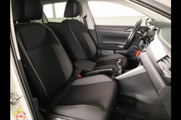 Volkswagen Polo 1.0 TSI Life Edition 95 pk | Verlengde garantie | Navigatie | Parkeersensoren achter | Achteruitrijcamera | Adaptieve cruise control |