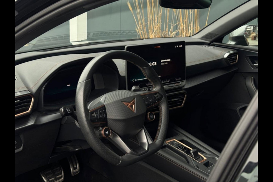 CUPRA Leon Sportstourer 1.5 TSI | Nieuw model | VZ stuur |