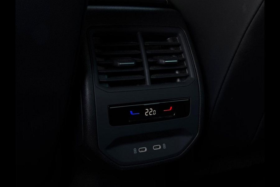 CUPRA Leon Sportstourer 1.5 TSI | Nieuw model | VZ stuur |