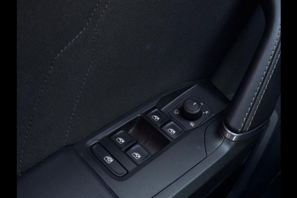 CUPRA Leon Sportstourer 1.5 TSI | Nieuw model | VZ stuur |