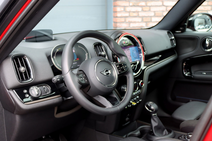 MINI Countryman 1.5 Cooper S E ALL4 Chili | Panoramadak | Memory | Camera | Leder | HUD | Harman/Kardon | Apple Carplay | Stoelverwarming |