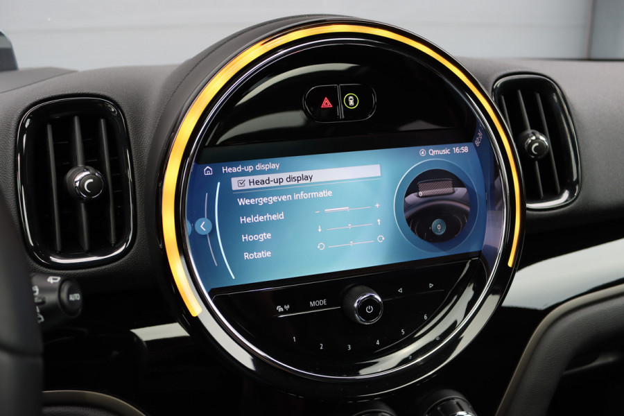 MINI Countryman 1.5 Cooper S E ALL4 Chili | Panoramadak | Memory | Camera | Leder | HUD | Harman/Kardon | Apple Carplay | Stoelverwarming |