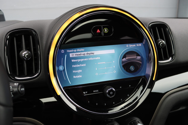 MINI Countryman 1.5 Cooper S E ALL4 Chili | Panoramadak | Memory | Camera | Leder | HUD | Harman/Kardon | Apple Carplay | Stoelverwarming |