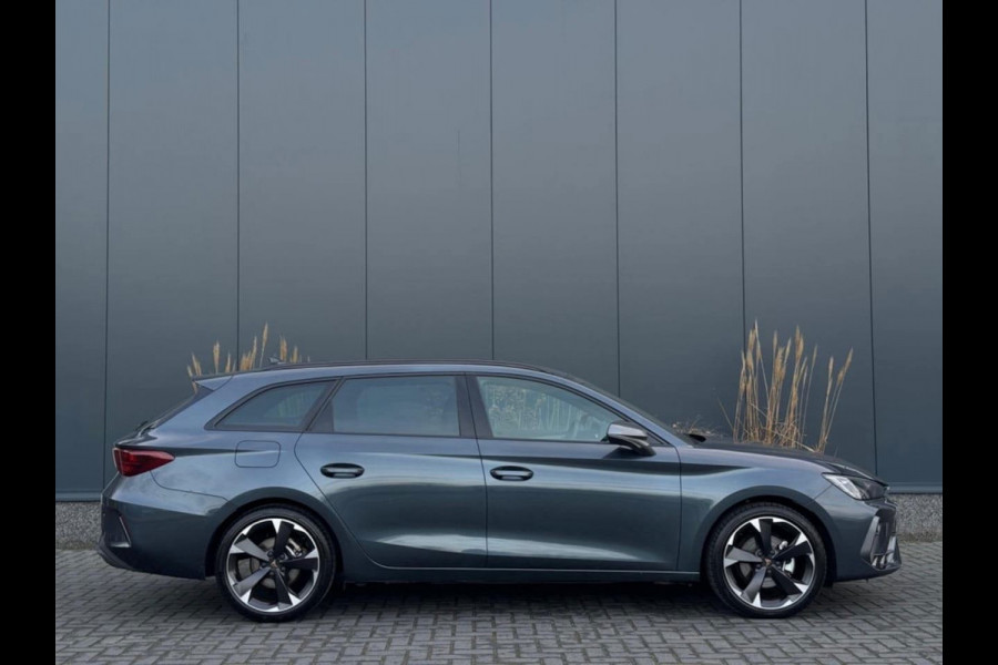 CUPRA Leon Sportstourer 1.5 TSI | Nieuw model | VZ stuur |