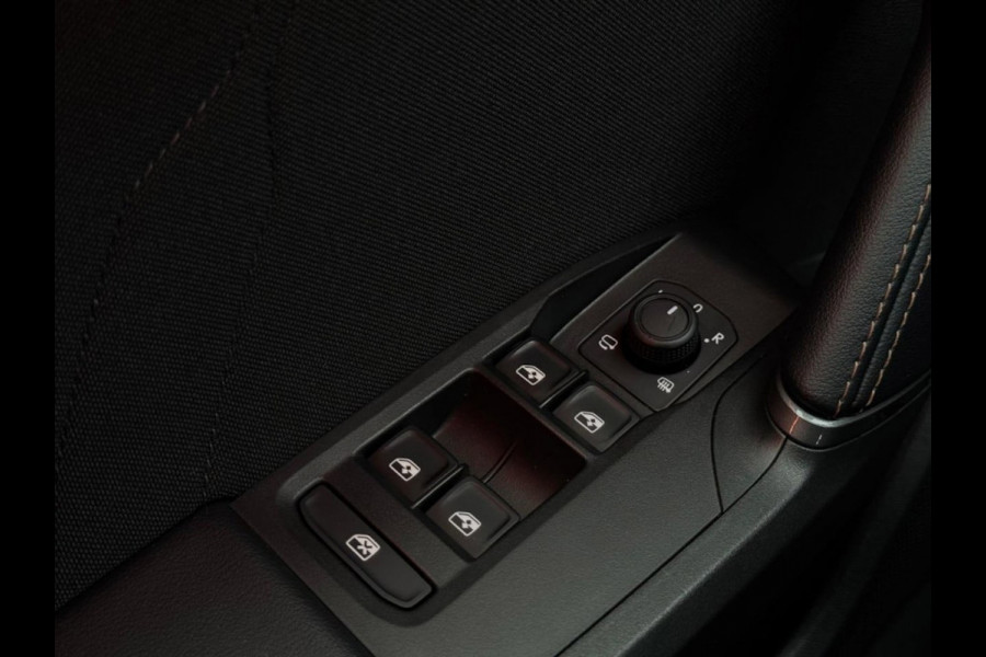 CUPRA Leon Sportstourer 1.5 TSI | Nieuw model | VZ stuur |