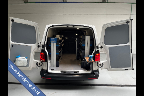Volkswagen Transporter Automaat DSG Servicewagen 2.0 TDI 150pk L2H1 3Persoons Sortimo Inrichting, Airco, Navigatie, RIJKLAARPRIJS!