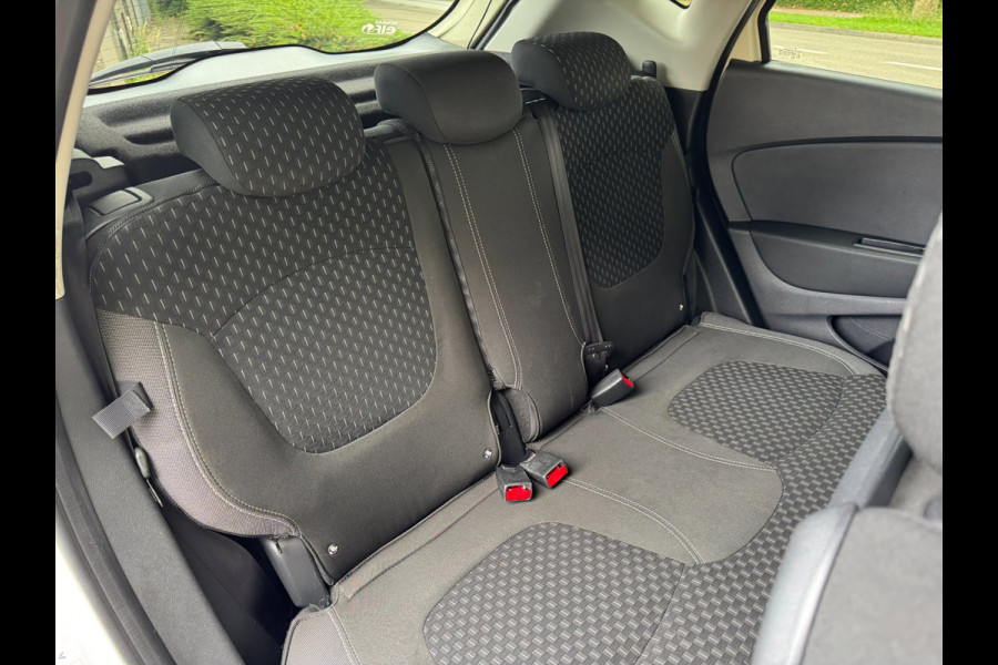 Renault Captur 1.2 TCe Intens Automaat Camera Facelift Lage KMs IQLed Dual Color