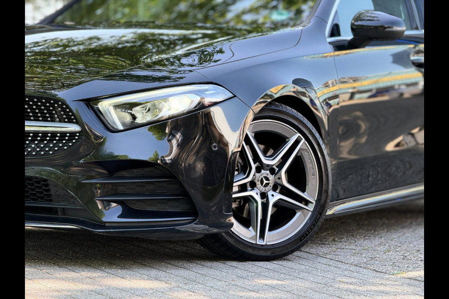 Mercedes-Benz A-Klasse 200 Business Solution AMG Automaat Pano Burmester