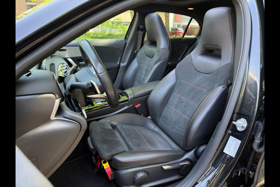 Mercedes-Benz A-Klasse 200 Business Solution AMG Automaat Pano Burmester
