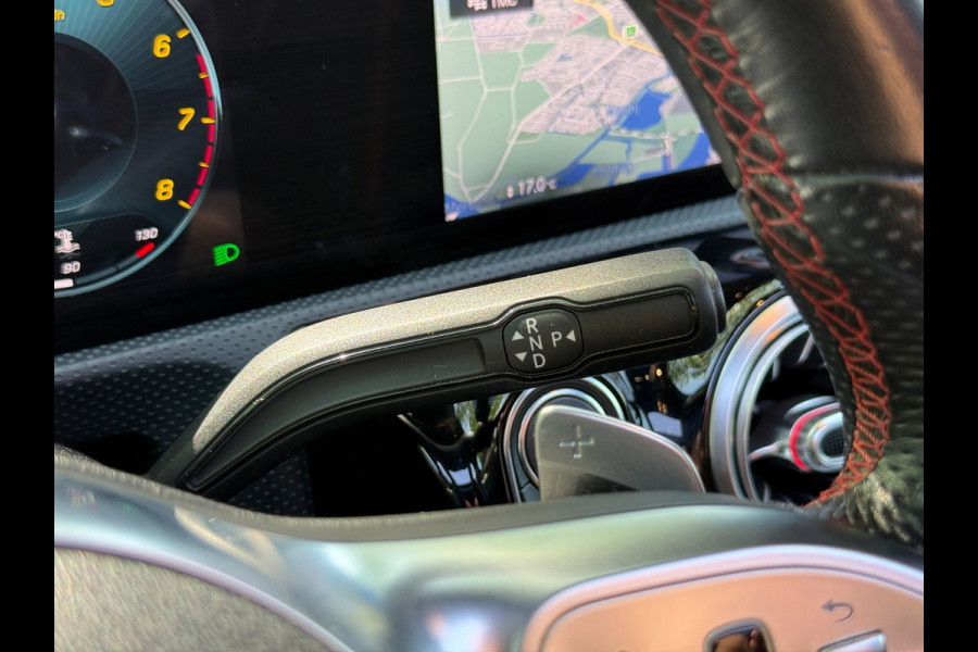 Mercedes-Benz A-Klasse 200 Business Solution AMG Automaat Pano Burmester