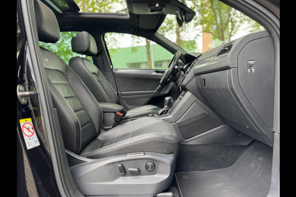Volkswagen Tiguan 2.0 TDI 4Motion Highline Business R Line 310PK Automaat Pano Leer