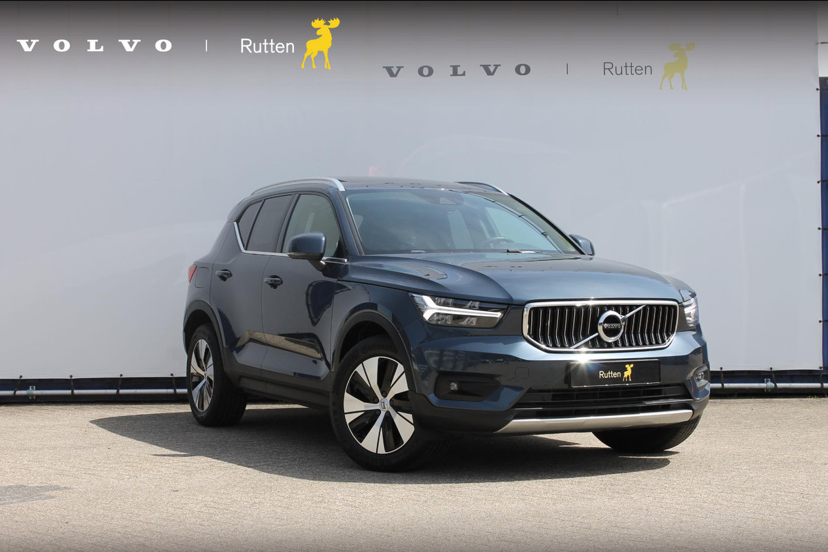 Volvo XC40 T5 262PK Automaat Recharge Business Pro Blis / Panoramisch schuif-kaneldak / Adaptieve Cruise Control / Parkeersensoren voor en achter met parkeercamera /Cross traffic alert