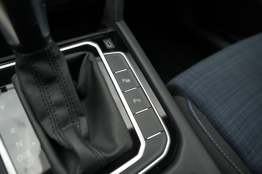 Volkswagen Passat 1.4 TSI PHEV GTE Pano