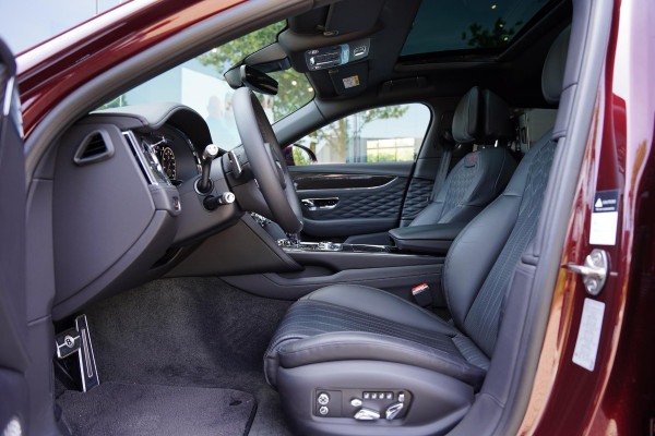 Bentley Flying Spur 2.9 V6 Hybrid Mulliner / Carbon / Multimedia