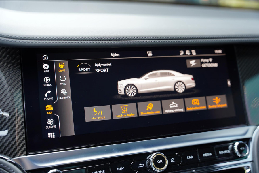 Bentley Flying Spur 2.9 V6 Hybrid Mulliner / Carbon / Multimedia