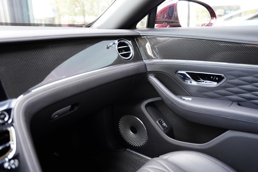 Bentley Flying Spur 2.9 V6 Hybrid Mulliner / Carbon / Multimedia