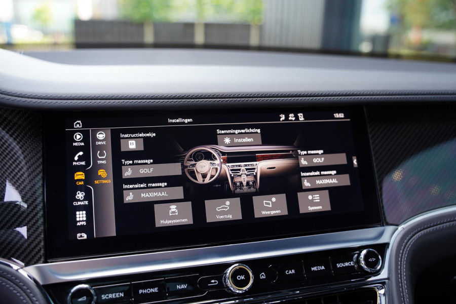 Bentley Flying Spur 2.9 V6 Hybrid Mulliner / Carbon / Multimedia