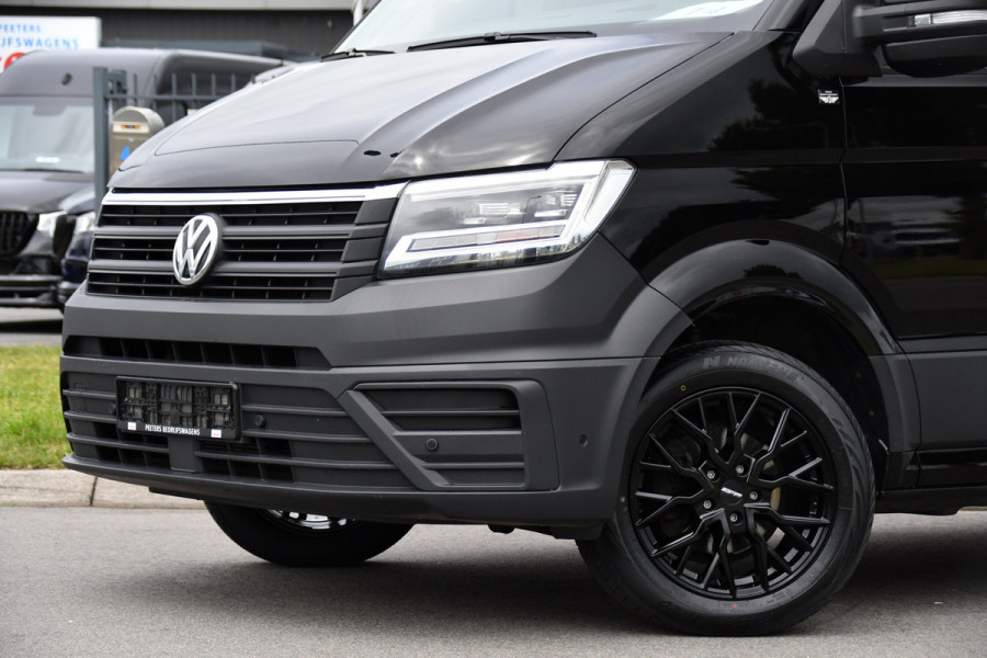 Volkswagen Crafter 35 2.0 TDI L3H3 Highline Black Edition Camera, Cruise, Carplay, LED, Clima, Automaat, Trekhaak, Sensoren, Uniek!