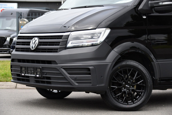 Volkswagen Crafter 35 2.0 TDI L3H3 Highline Black Edition Camera, Cruise, Carplay, LED, Clima, Automaat, Trekhaak, Sensoren, Uniek!