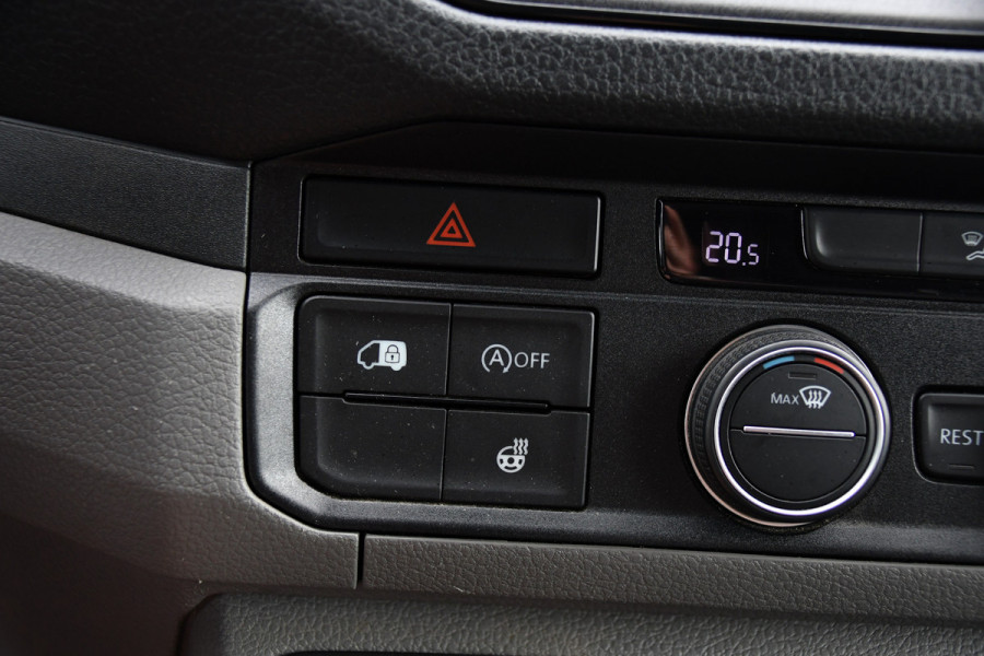 Volkswagen Crafter 35 2.0 TDI L3H3 Highline Black Edition Camera, Cruise, Carplay, LED, Clima, Automaat, Trekhaak, Sensoren, Uniek!