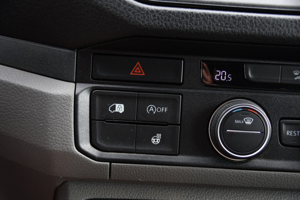 Volkswagen Crafter 35 2.0 TDI L3H3 Highline Black Edition Camera, Cruise, Carplay, LED, Clima, Automaat, Trekhaak, Sensoren, Uniek!