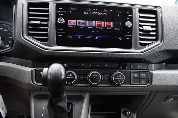 Volkswagen Crafter 35 2.0 TDI L3H3 Highline Black Edition Camera, Cruise, Carplay, LED, Clima, Automaat, Trekhaak, Sensoren, Uniek!