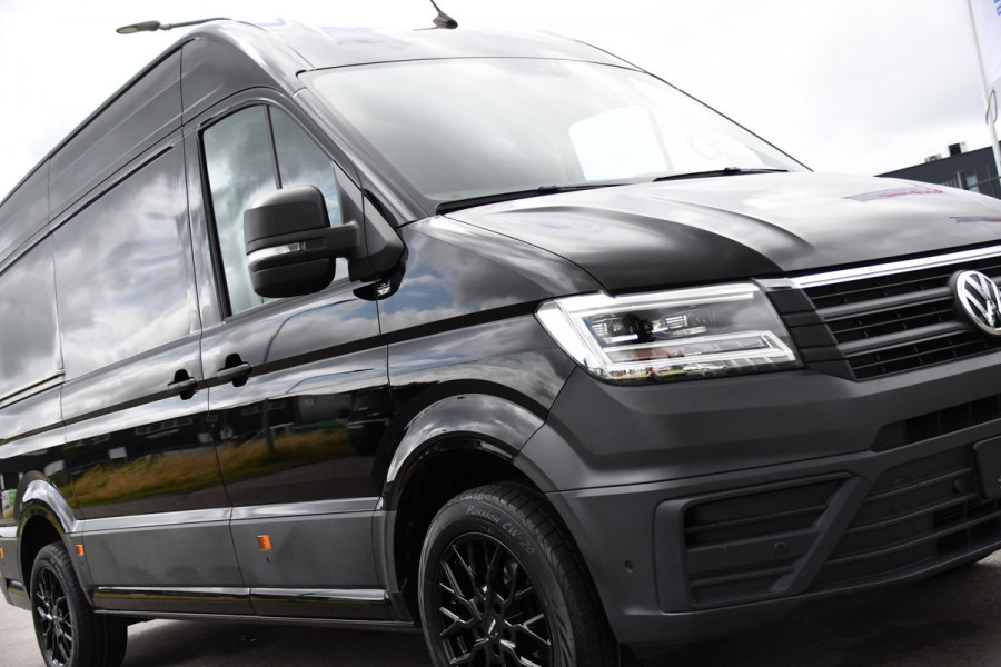 Volkswagen Crafter 35 2.0 TDI L3H3 Highline Black Edition Camera, Cruise, Carplay, LED, Clima, Automaat, Trekhaak, Sensoren, Uniek!
