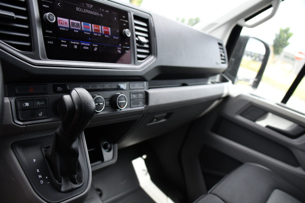 Volkswagen Crafter 35 2.0 TDI L3H3 Highline Black Edition Camera, Cruise, Carplay, LED, Clima, Automaat, Trekhaak, Sensoren, Uniek!