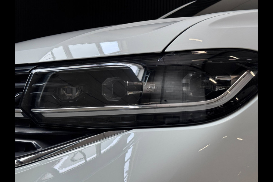 Volkswagen T-Cross 1.5 TSI 3X R-Line | IQ LIGHT | CAM | KEYLESS | FACELIFT