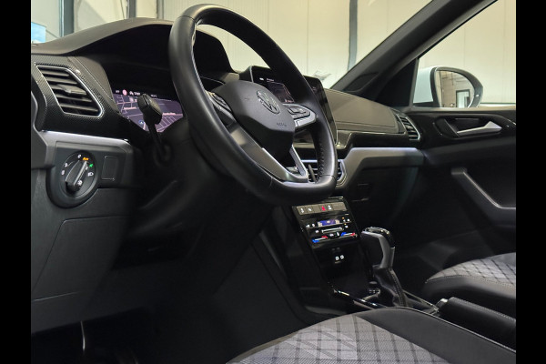 Volkswagen T-Cross 1.5 TSI 3X R-Line | IQ LIGHT | CAM | KEYLESS | FACELIFT
