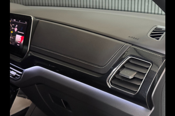 Volkswagen T-Cross 1.5 TSI 3X R-Line | IQ LIGHT | CAM | KEYLESS | FACELIFT
