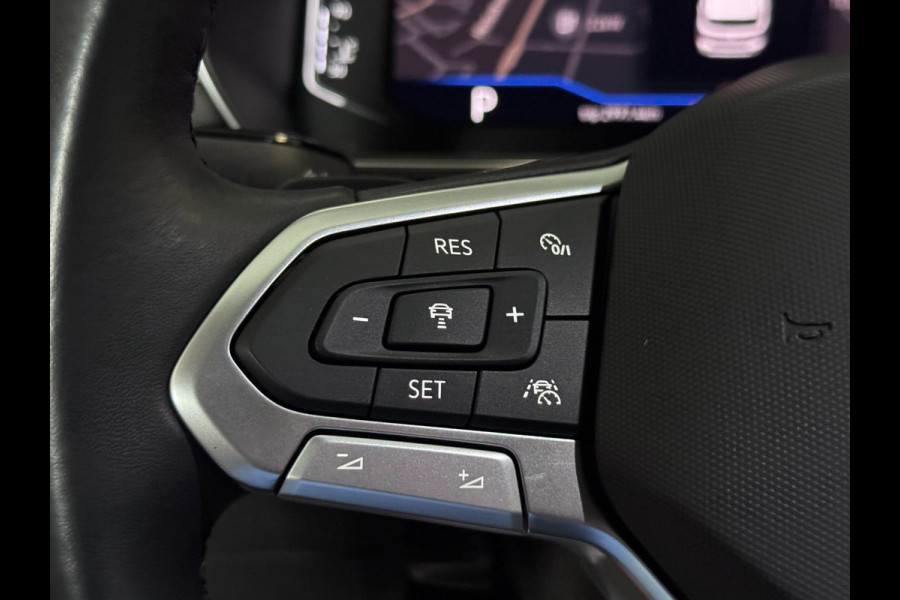 Volkswagen T-Cross 1.5 TSI 3X R-Line | IQ LIGHT | CAM | KEYLESS | FACELIFT