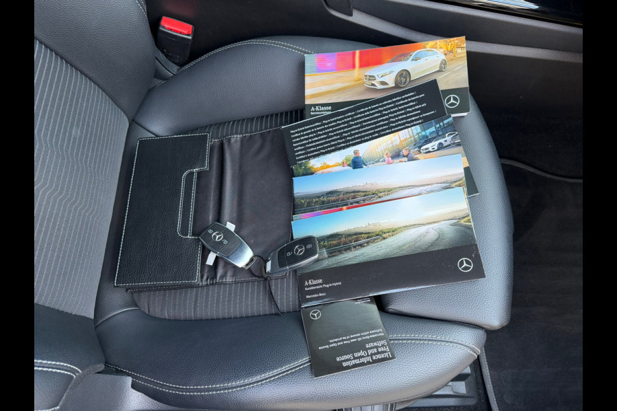 Mercedes-Benz A-Klasse 250 e Advantage 218 Pk | Widescreen | Navigatie | Cruise | Camera | Clima | Lichtmetaal.