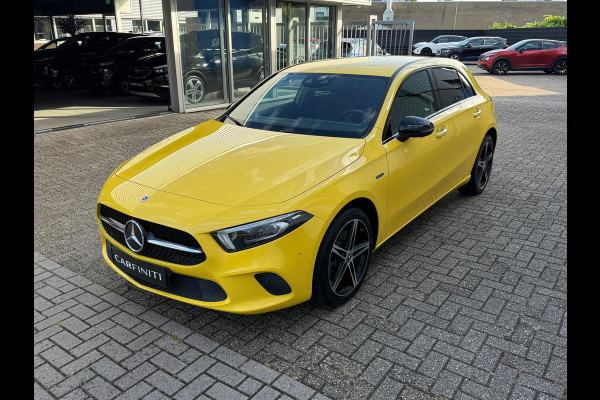 Mercedes-Benz A-Klasse 250 e Advantage 218 Pk | Widescreen | Navigatie | Cruise | Camera | Clima | Lichtmetaal.