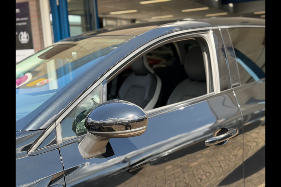 Renault Captur 1.6 E-Tech Hybrid 145 Intens AUT NAVI NAP!