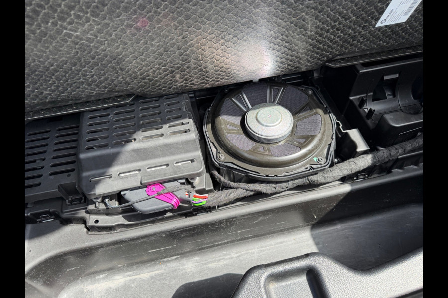 Mercedes-Benz CLA-Klasse 250e Premium Plus 2020 AUT PANO NAP