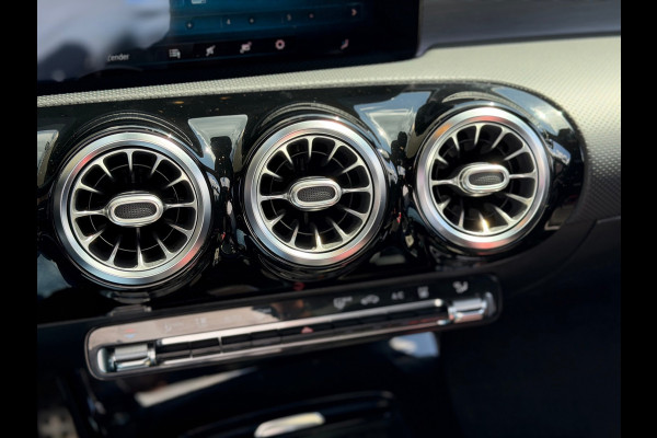 Mercedes-Benz CLA-Klasse 250e Premium Plus 2020 AUT PANO NAP