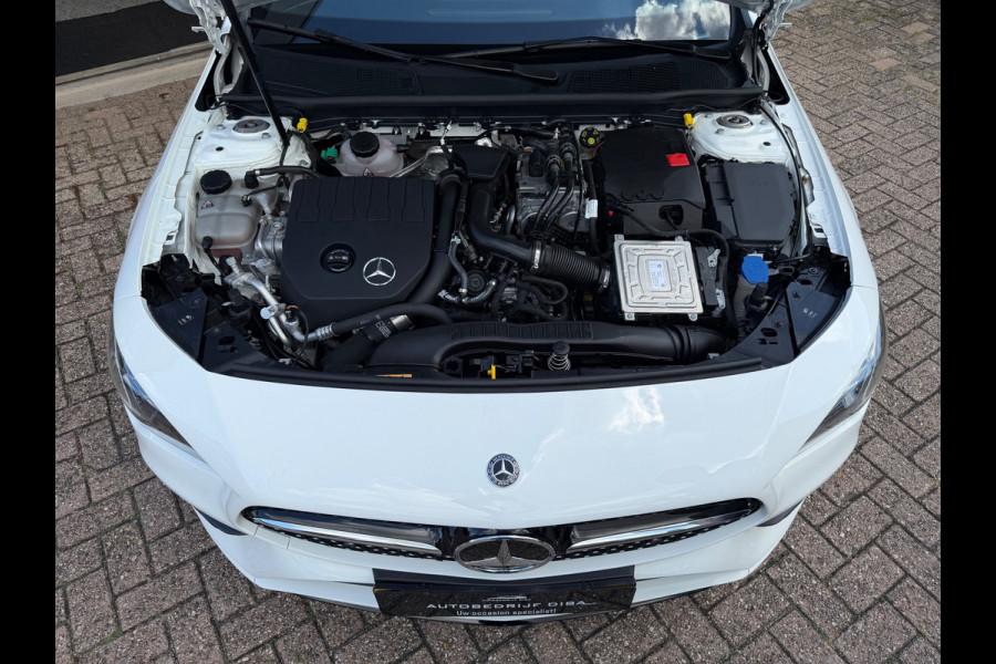 Mercedes-Benz CLA-Klasse 250e Premium Plus 2020 AUT PANO NAP