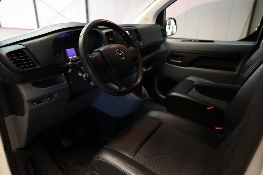 Opel Vivaro 2.0 CDTI L3H1 LANG IMPERIAAL 2500 KG TREKHAAK