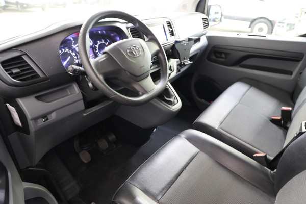 Toyota ProAce Worker 2.0 D-4D 2500KG TREKVERMOGEN