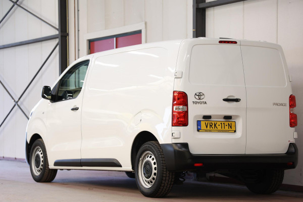 Toyota ProAce Worker 2.0 D-4D 2500KG TREKVERMOGEN