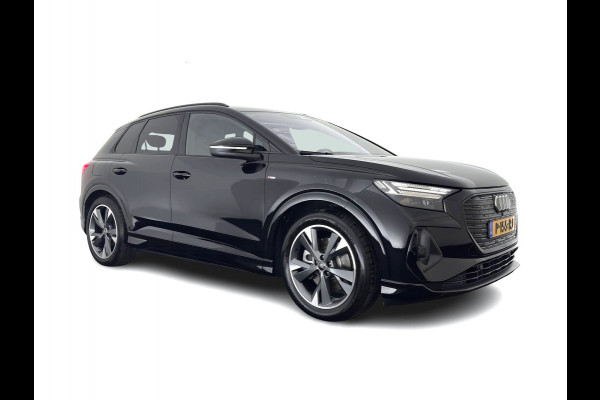 Audi Q4 e-tron 40 Launch S-Line Edition Competition 77 kWh [3-Fase-11kW] {SoH-89%} (INCL-BTW) *HEAT-PUMP | LEATHER | MATRIX-LED | SONOS-SOUND | ADAPTIVE-CRUISE | HEATED-SPORTSEATS | AMBIENTLIGHT | DIGI-COCKPIT | CAMERA | KEYLESS | HEAD-UP |  DAB+ | TOWBAR | 20''ALU*