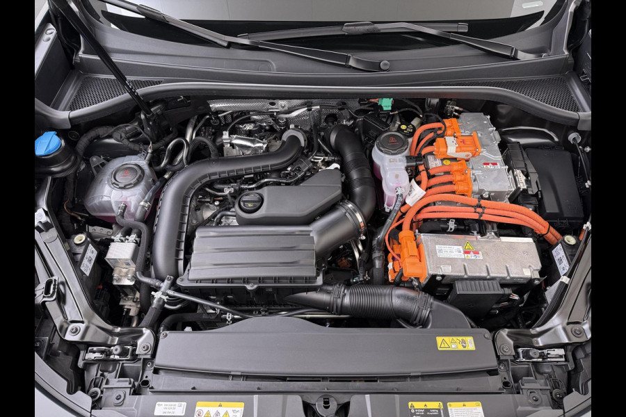 CUPRA Terramar 1.5 TSI e-Hybrid Business 204pk VAN 52000,- VOOR 47.440,- UW WKVOORDEEL: 4.460,- ZGAN AUTO | RIJKLAARPRIJS | TREKHAAK