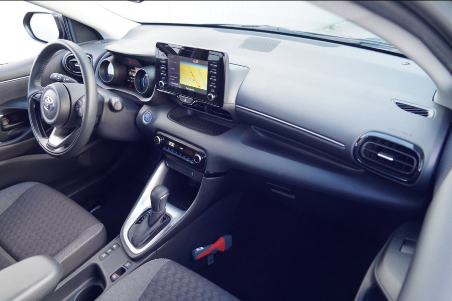 Toyota Yaris 1.5 Hybrid 115 Business Plus / 1e Eigenaar / 31dkm NAP / Navigatie / Climate / Cruise